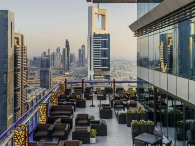 Топ-7 открытых баров на крышах в Дубае