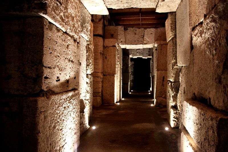 Подземный Колизей