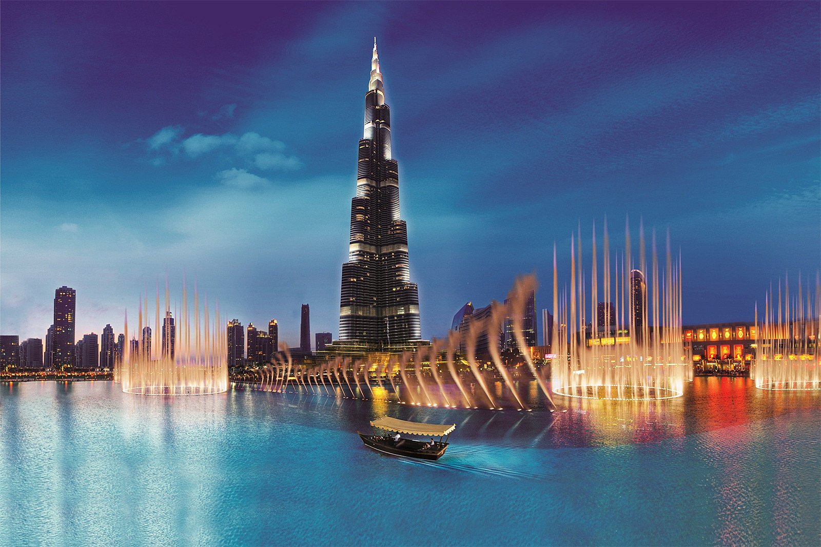 Как посмотреть шоу фонтанов из лодки в озере Фонтана Дубай в Дубае