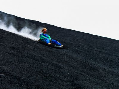 Покататься на борде на вулкане в Леоне