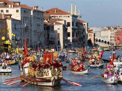 Увидеть Историческую регату в Венеции