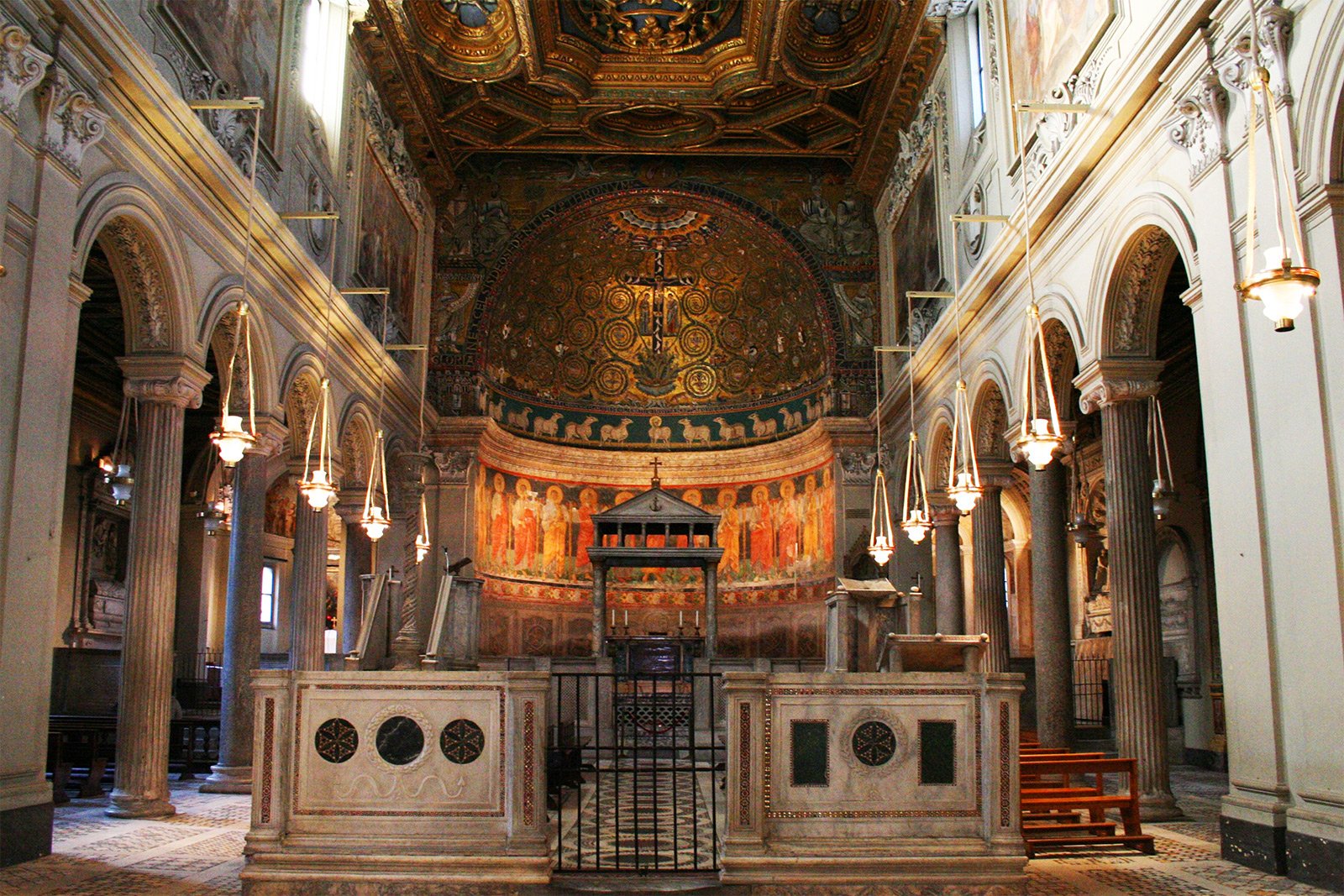 Базилика Святого Климента, Рим