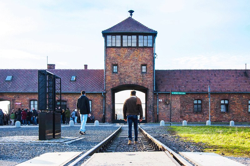 Аушвиц-Биркенау — самый большой концлагерь в Польше, Краков