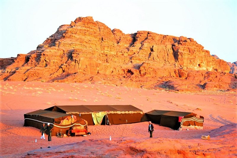 Ночёвка в лагере включает завтрак в бедуинском шатре, Акаба