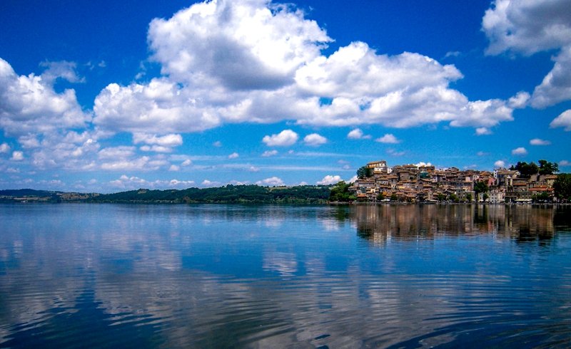 Озеро Браччано