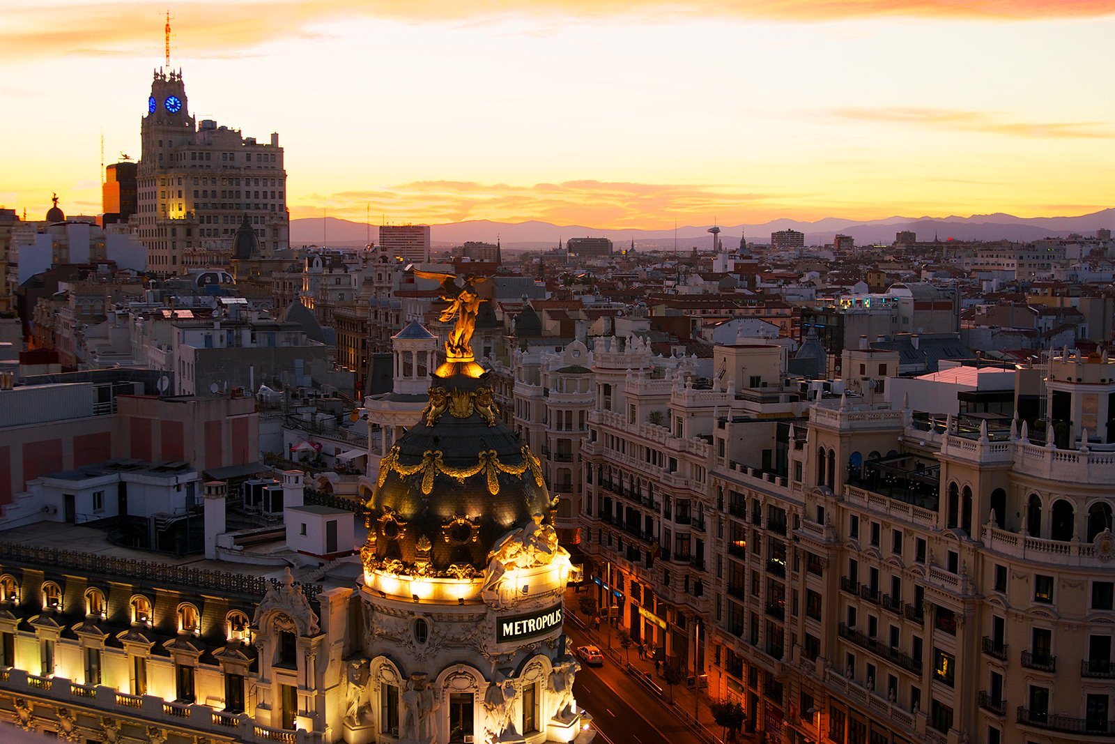 Как полюбоваться Мадридом с крыши Общества изящных искусств в Мадриде