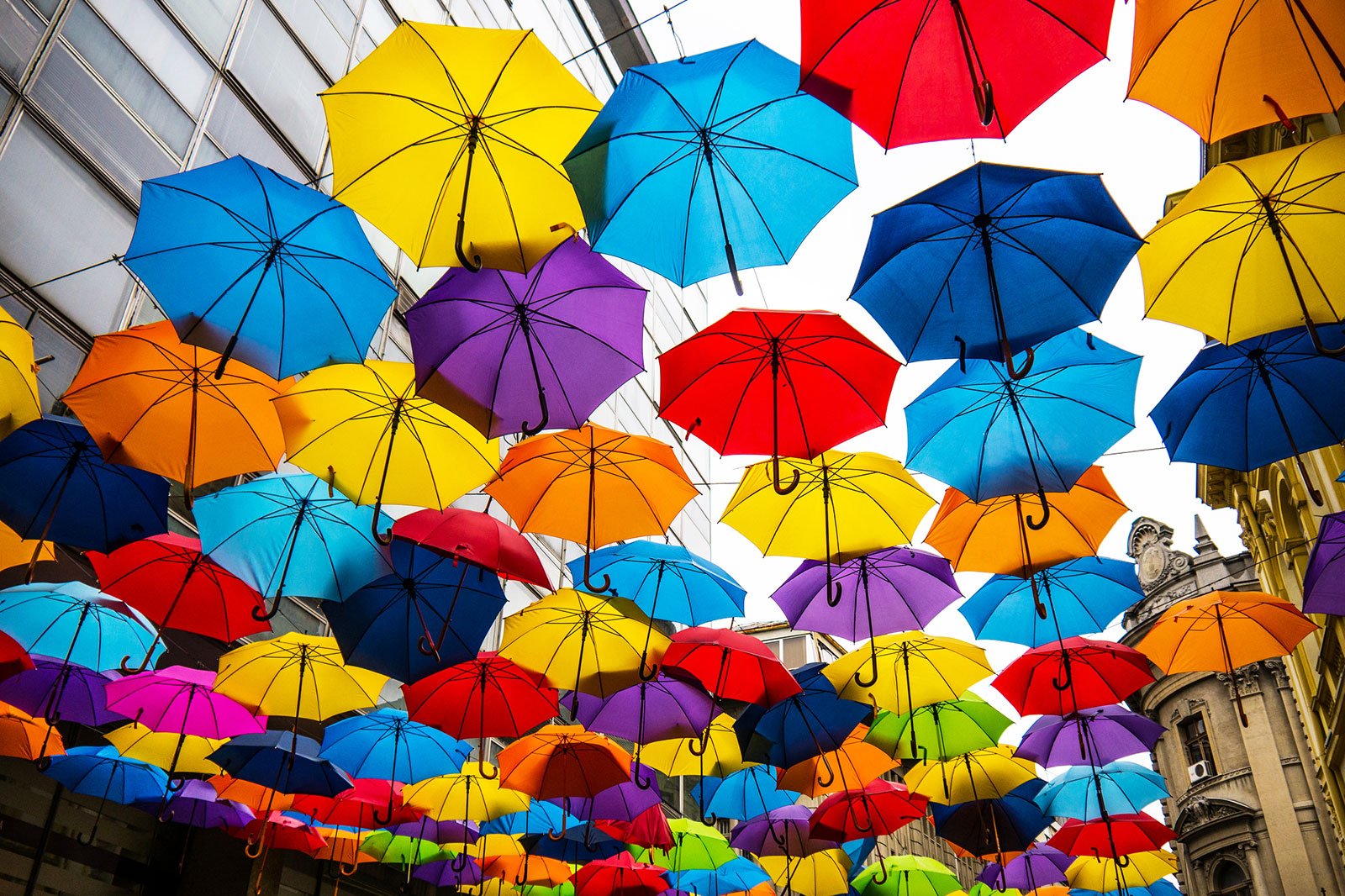 Как пообедать на улице зонтиков в Анталье