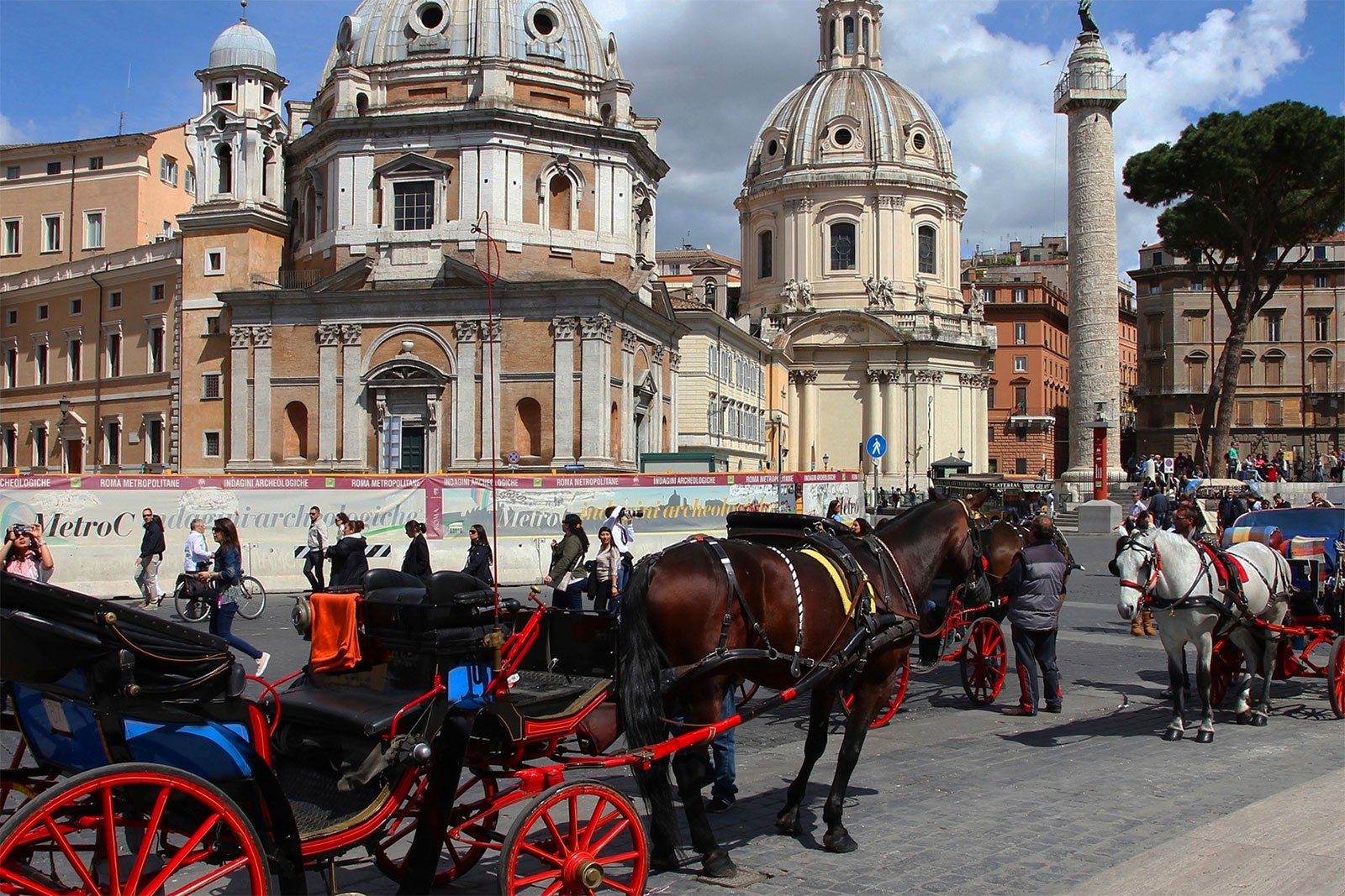 Как прокатиться по Риму в карете в Риме