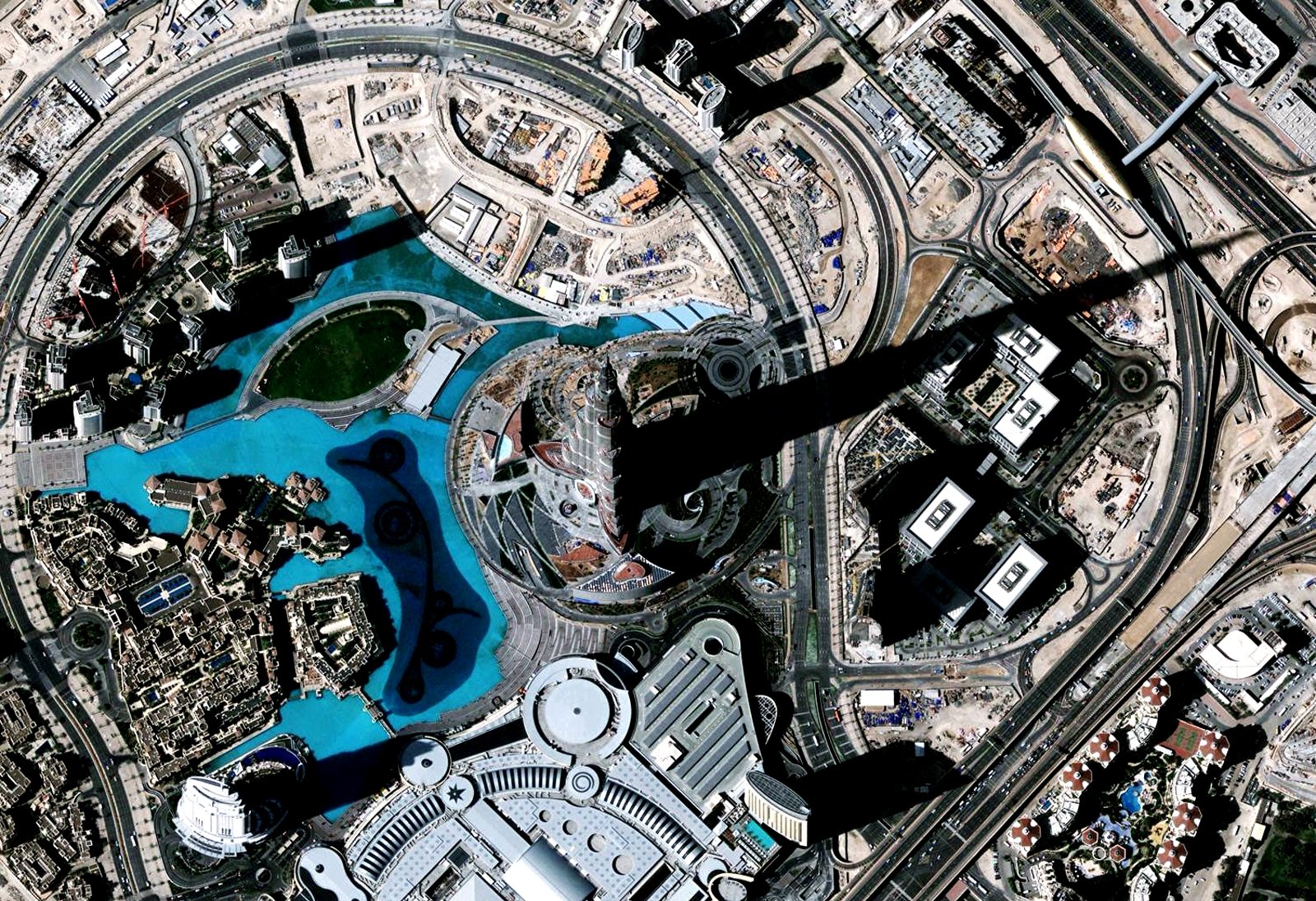Как увидеть 8-ми километровую тень Бурдж-Халифы в Дубае