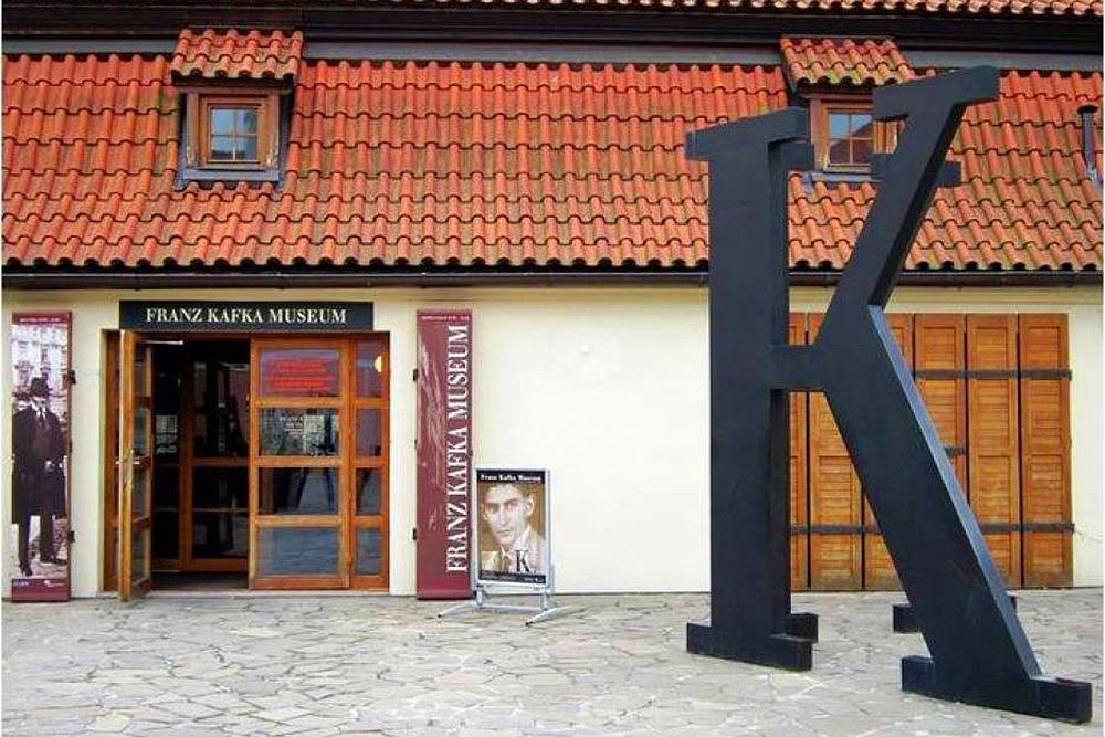 Как сходить в музей Франца Кафки в Праге