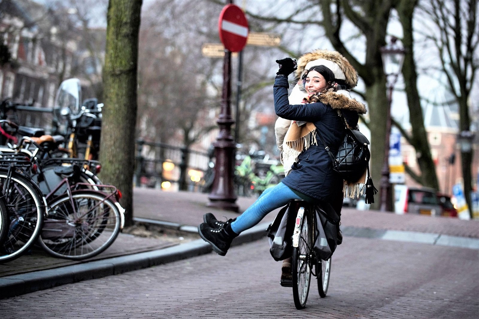 Как покататься на велосипеде в Амстердаме