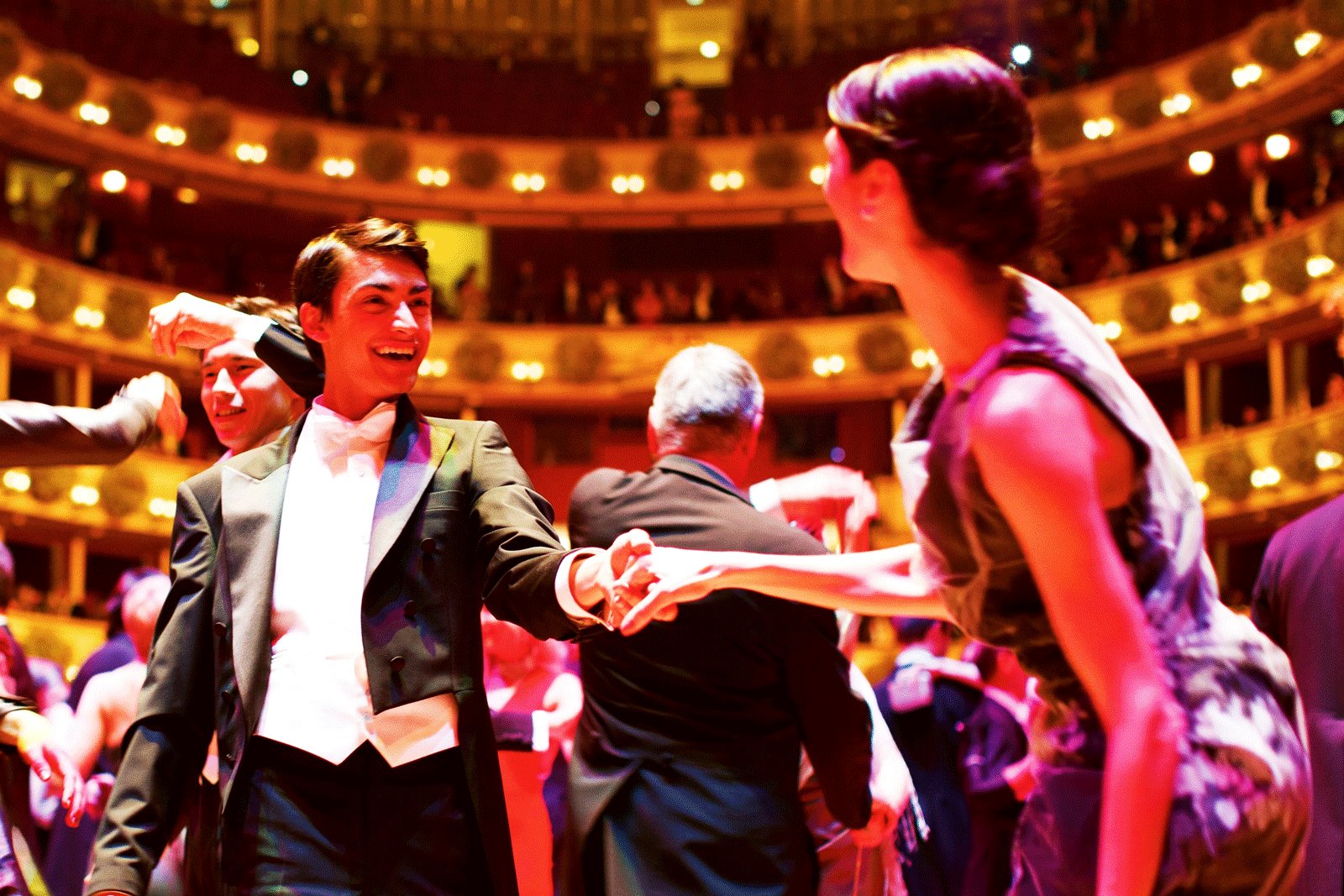 Как потанцевать на Венском Оперном балу в Вене