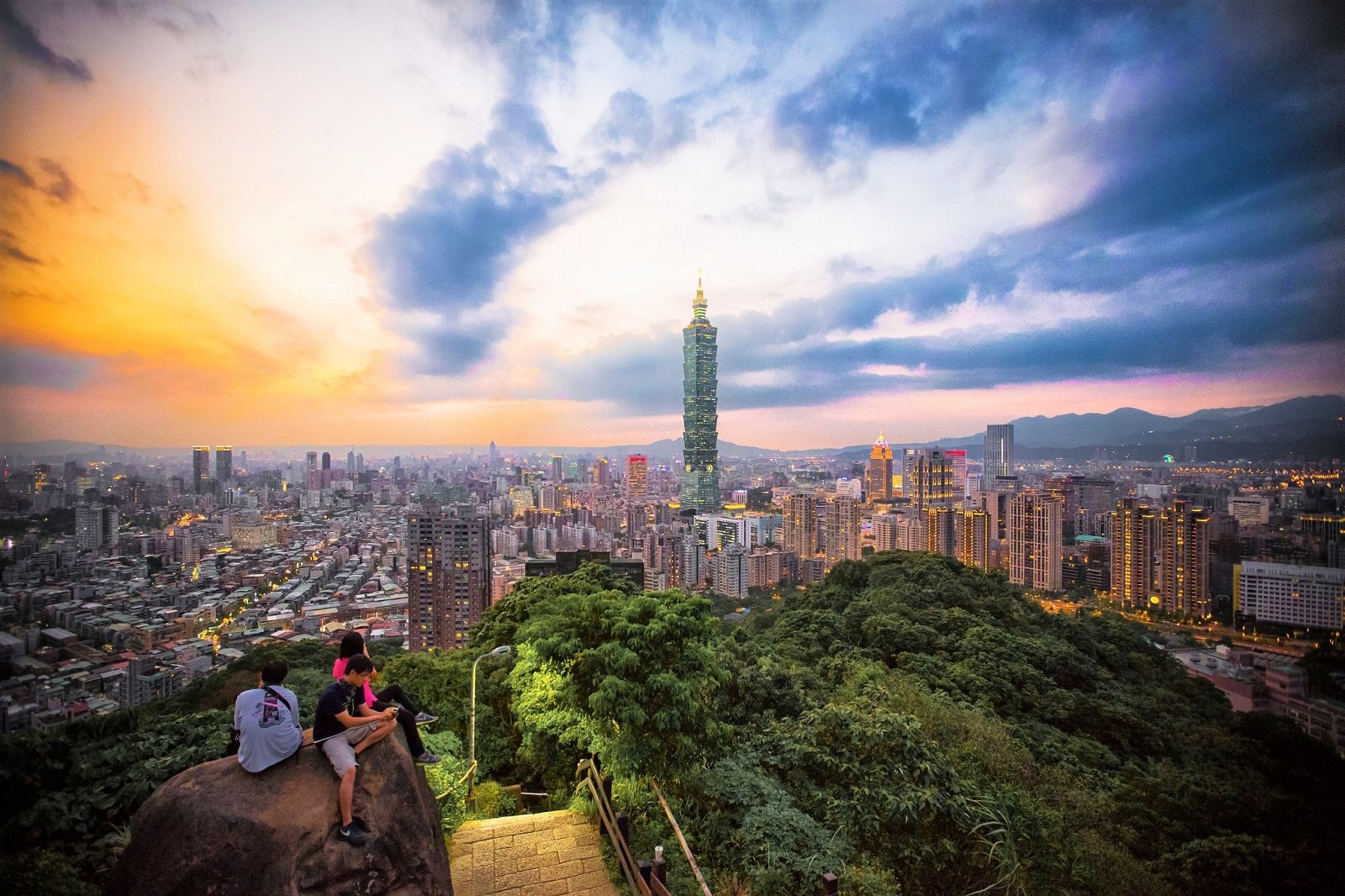 Как встретить закат на Слоновой горе в Тайване