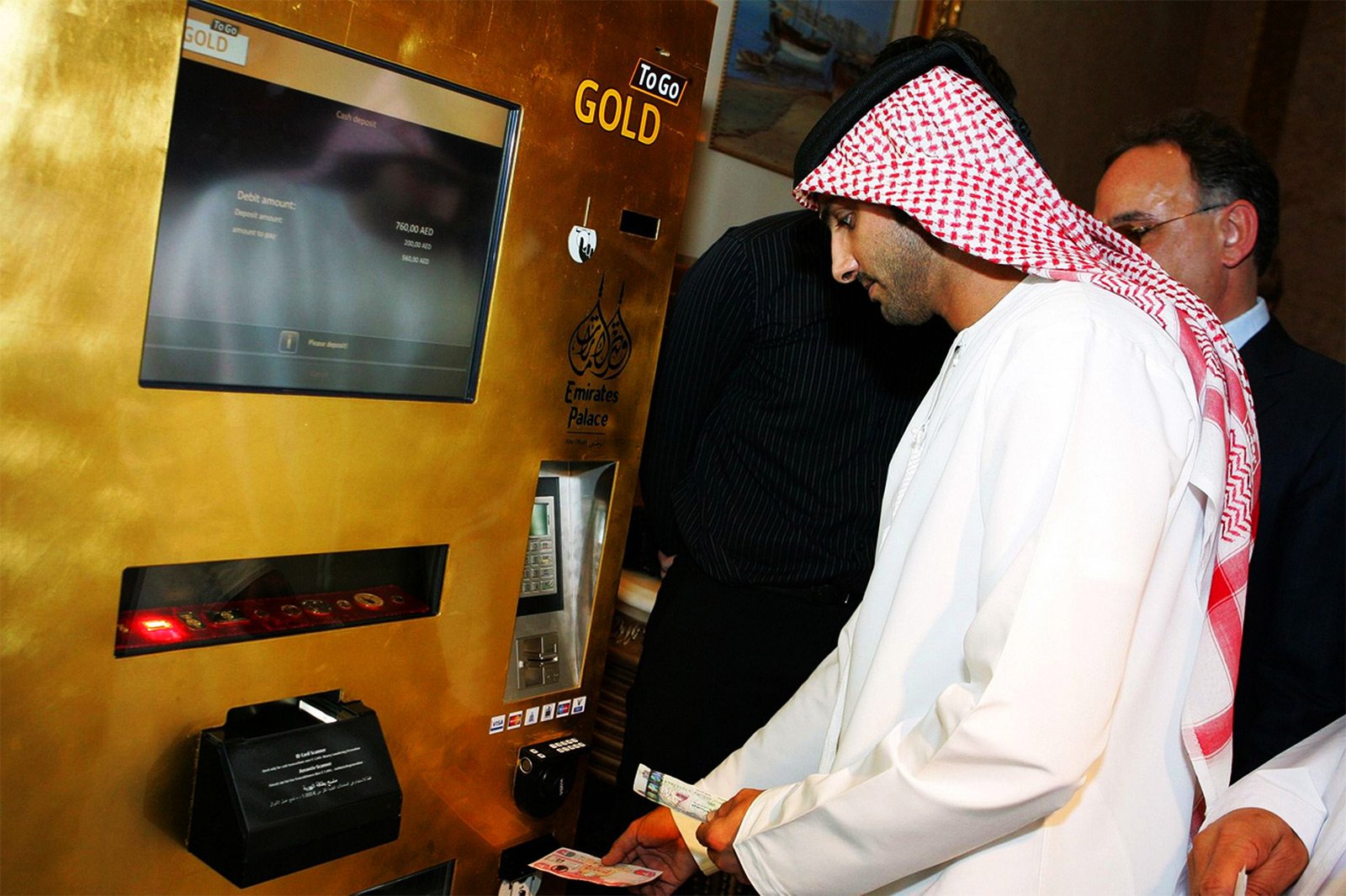 Как получить золотые слитки в банкомате Gold to Go в Абу-Даби