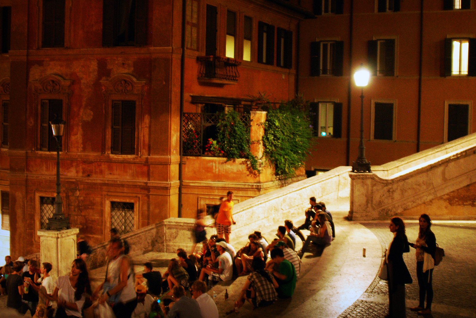 Как посидеть на Испанской лестнице в Риме