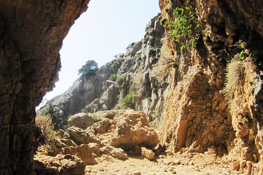 Как пройти по дну ущелья Имброс на Крите