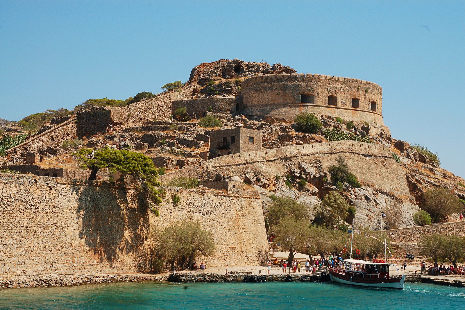 Как побывать на Острове Живых Мертвецов на Крите