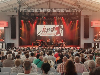 Побывать на фестивале джаза во Львове