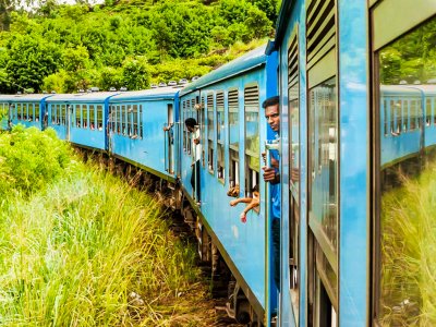 Проехаться на ланкийском поезде в Нувара-Элии