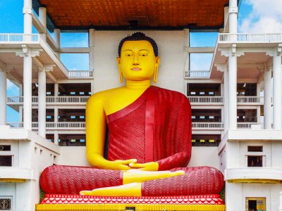 Увидеть 40-метровую статую Будды в Матаре