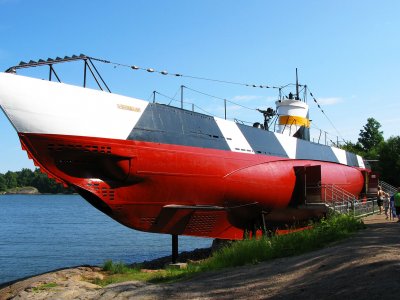 Забраться на подводную лодку в Хельсинки