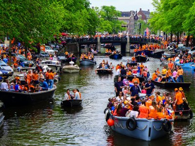 Отпраздновать День Короля в Амстердаме