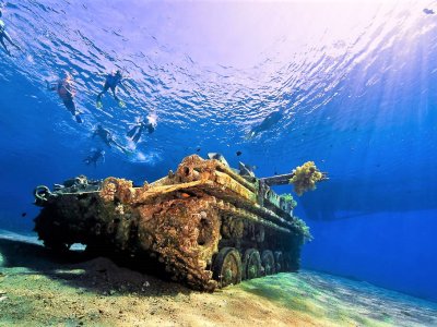 Нырнуть к затонувшему танку на дне Красного моря в Акабе
