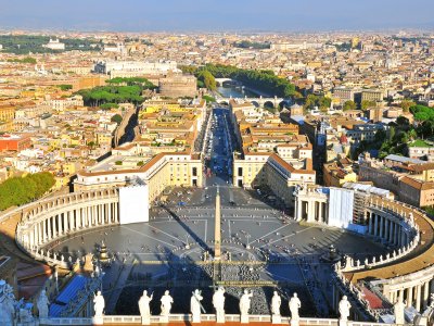 Увидеть Рим и Ватикан с крыши собора Святого Петра в Ватикане