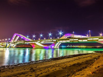 Проехать по мосту шейха Зайда в Абу-Даби