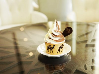 Попробовать мороженое из верблюжьего молока в Дубае