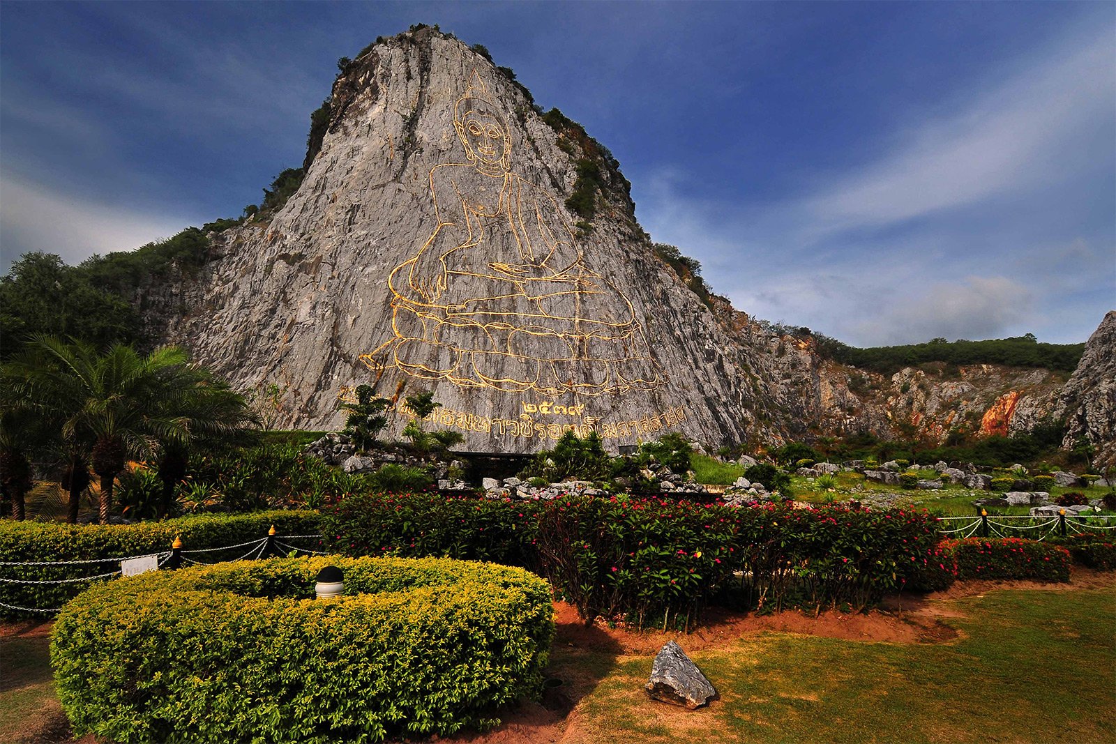 Гора Золотого Будды, Паттайя