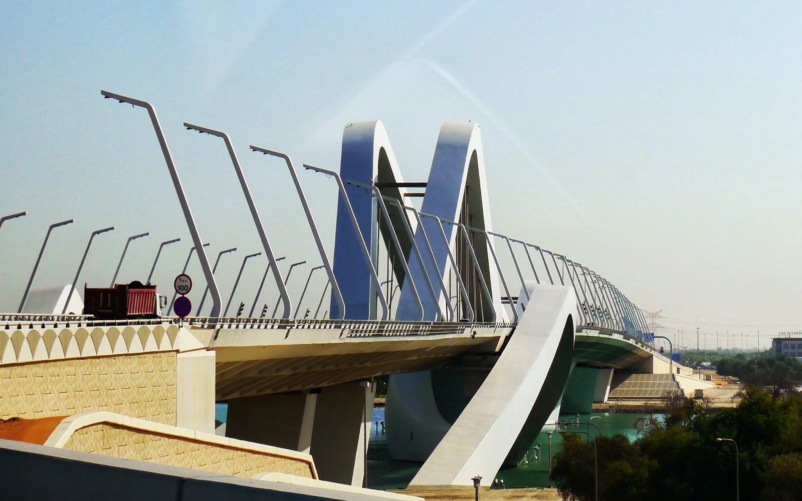Мост шейха Зайда, Абу-Даби