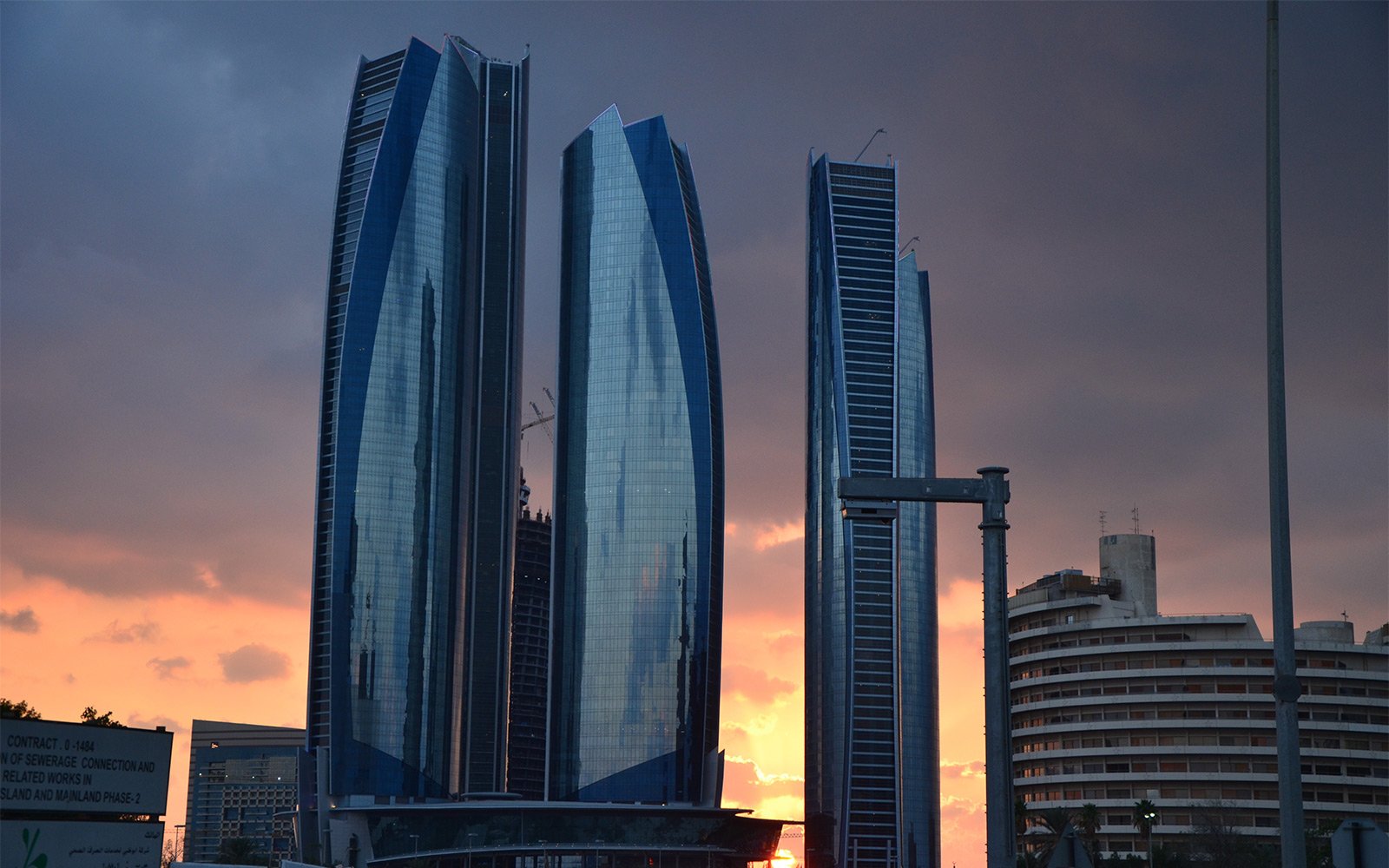 Отель в башне комплекса Эттихад–Тауэрс, Абу-Даби