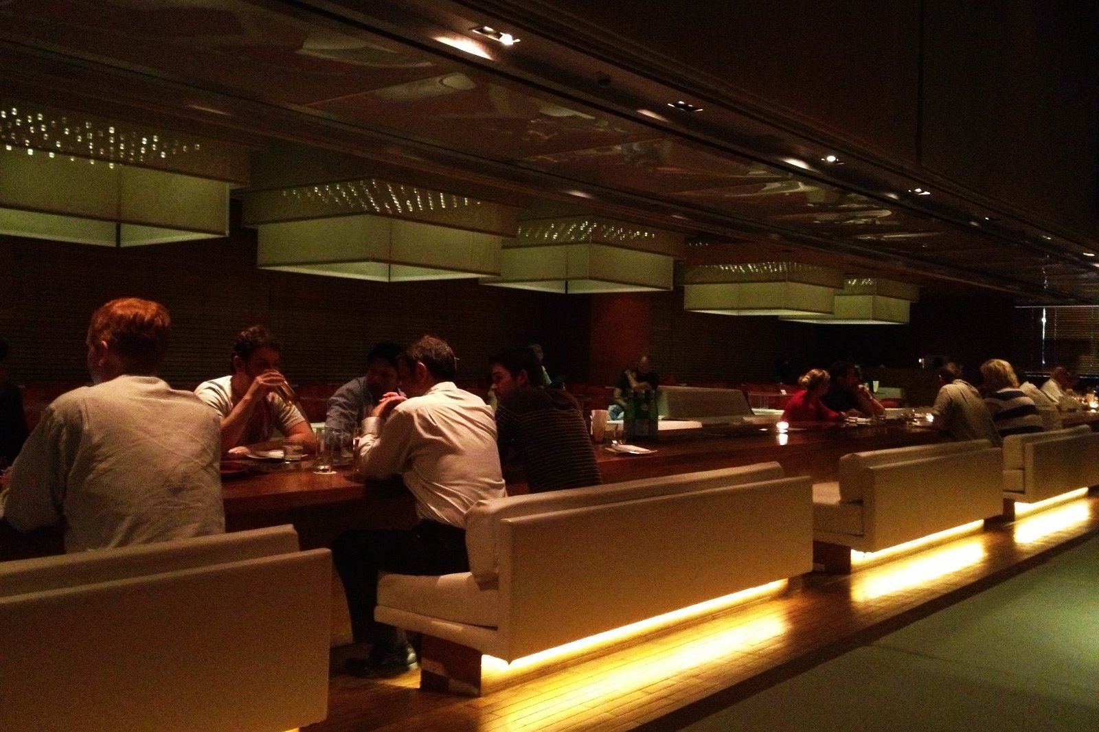 Ресторан «The Long Table», Бангкок
