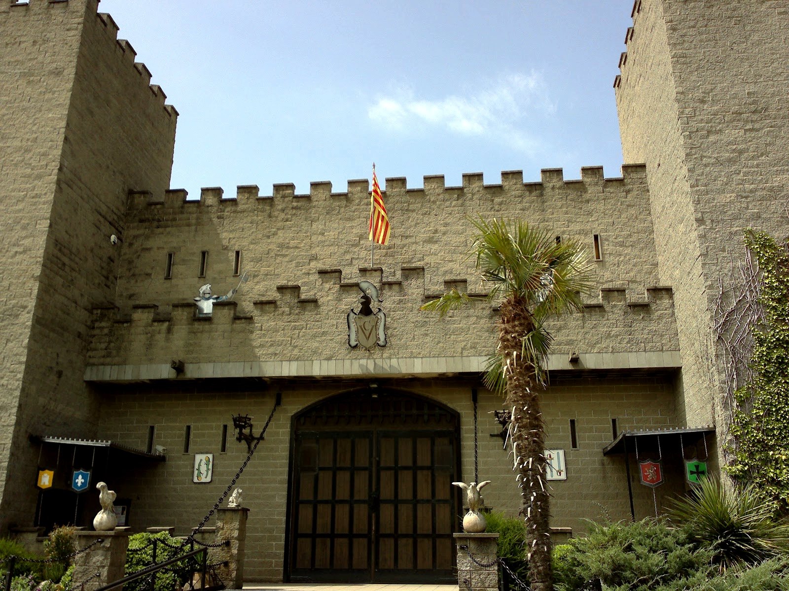 Замок Вальтордер, Барселона