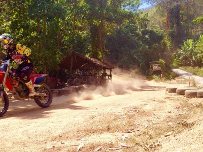 Мотокросс в джунглях на Пхукете