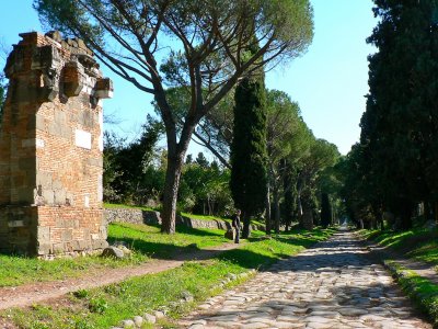 Аппиева дорога в Риме