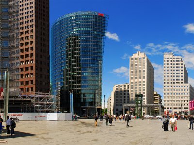 Потсдамская площадь в Берлине