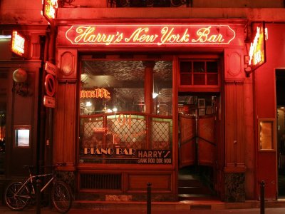 Нью-Йорк Бар Гарри в Париже